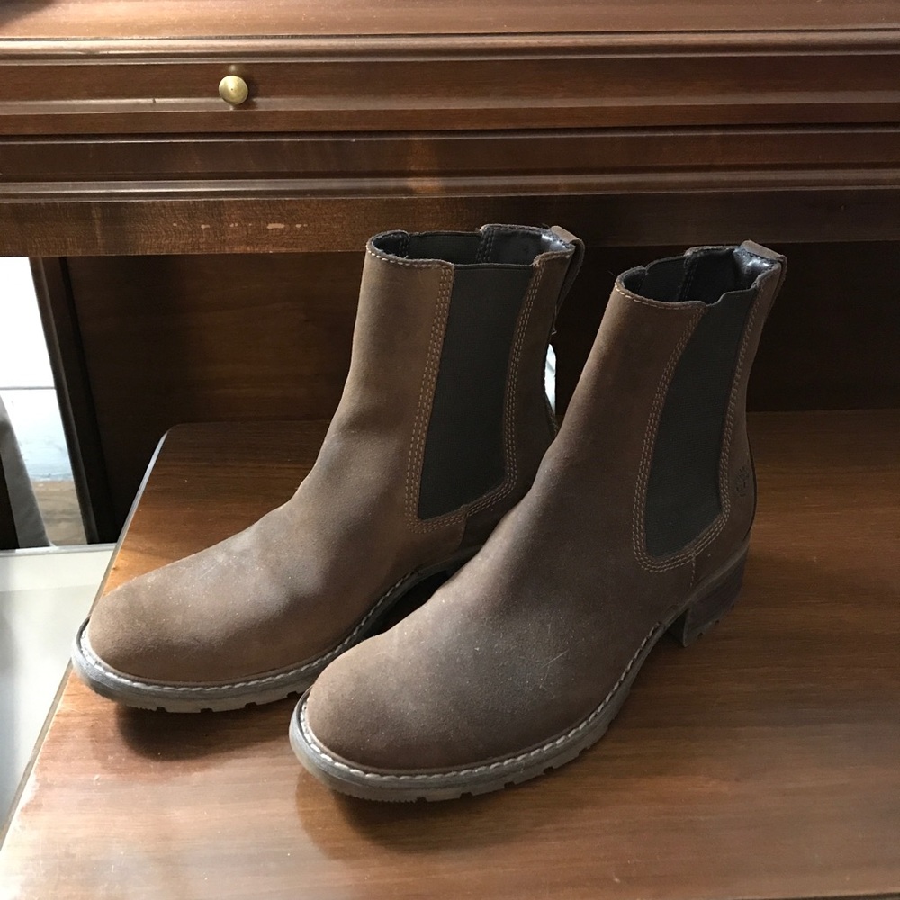 Chelsea Boots