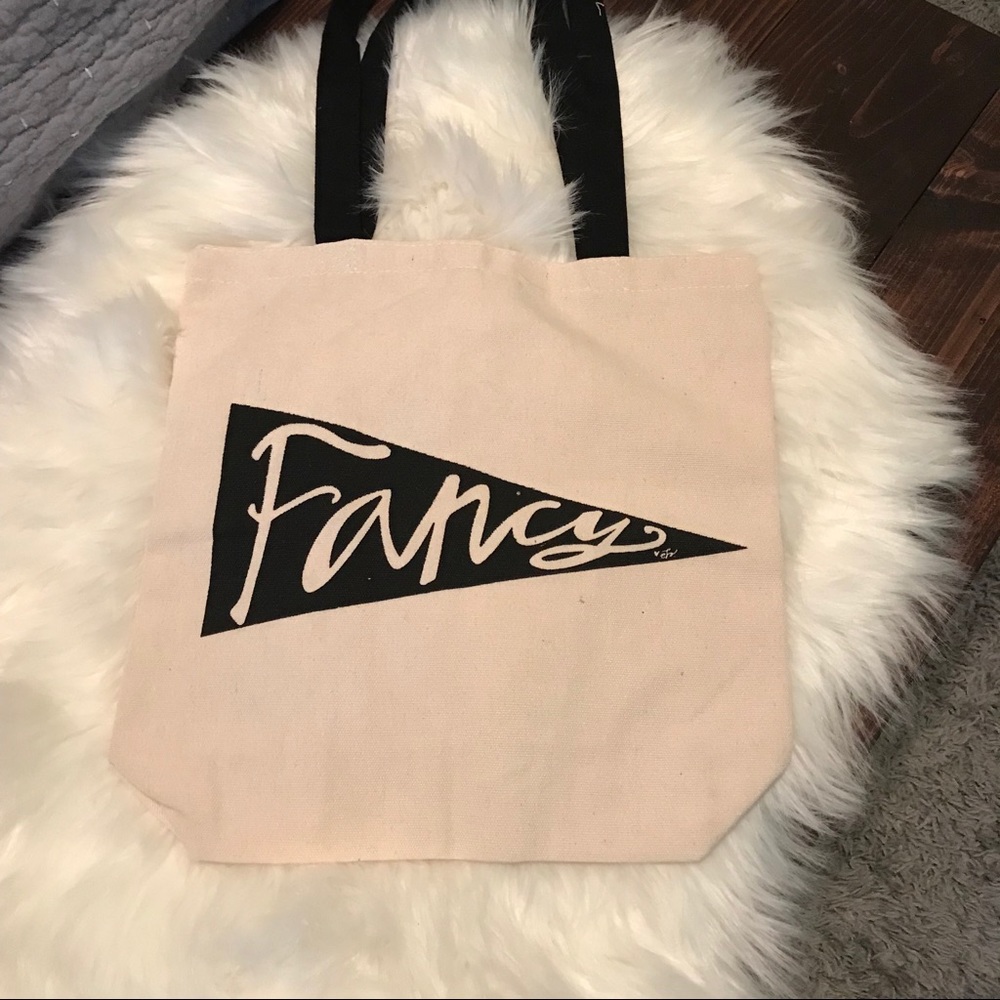 3 for $10 ☀️ NWT Fancy tote