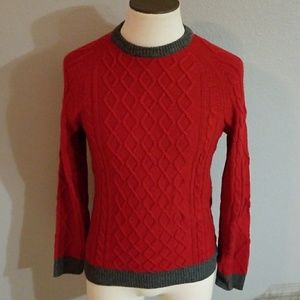 (NWT) Beautiful Crewneck Sweater