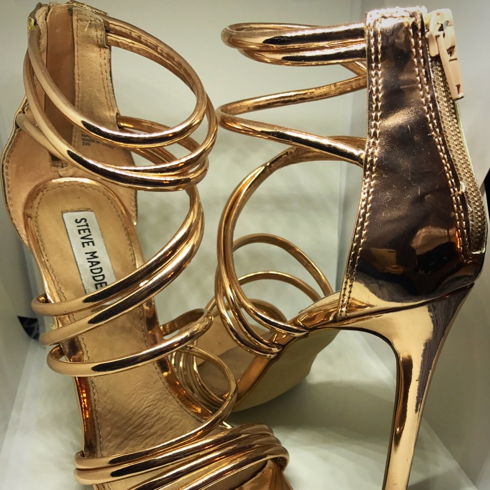 Steve Madden rose gold strap heals