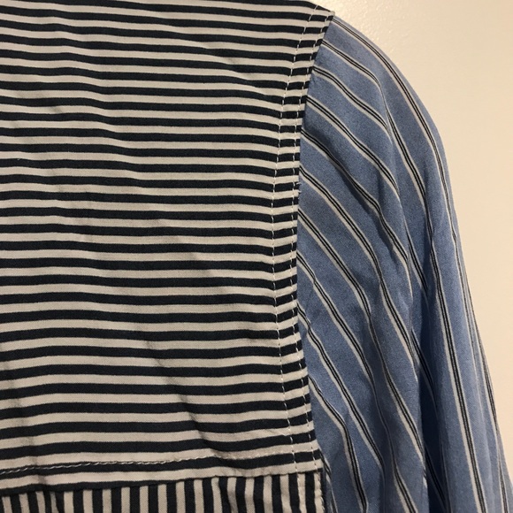 Cute lightweight button down shirt - Picture 4 of 4