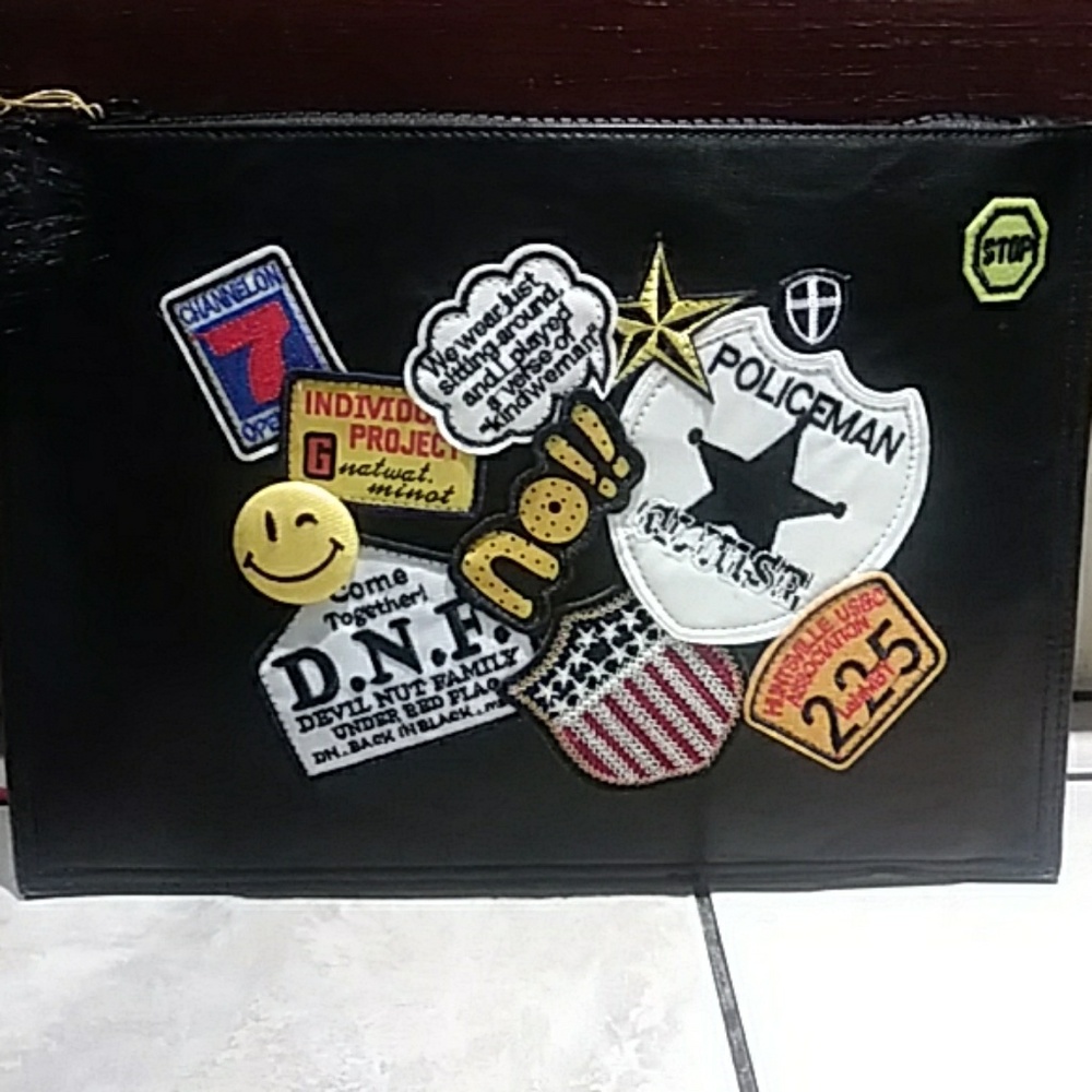 Dream control Clutch bag