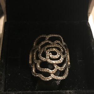 Pandora rose ring no box