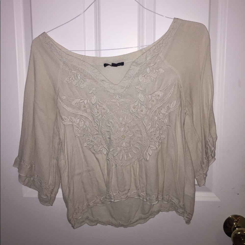 mid sleeve blouse