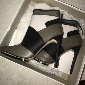 Gwen Stefani heeled boots