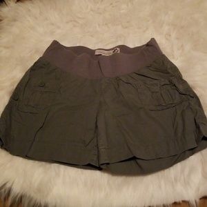 Maternity shorts