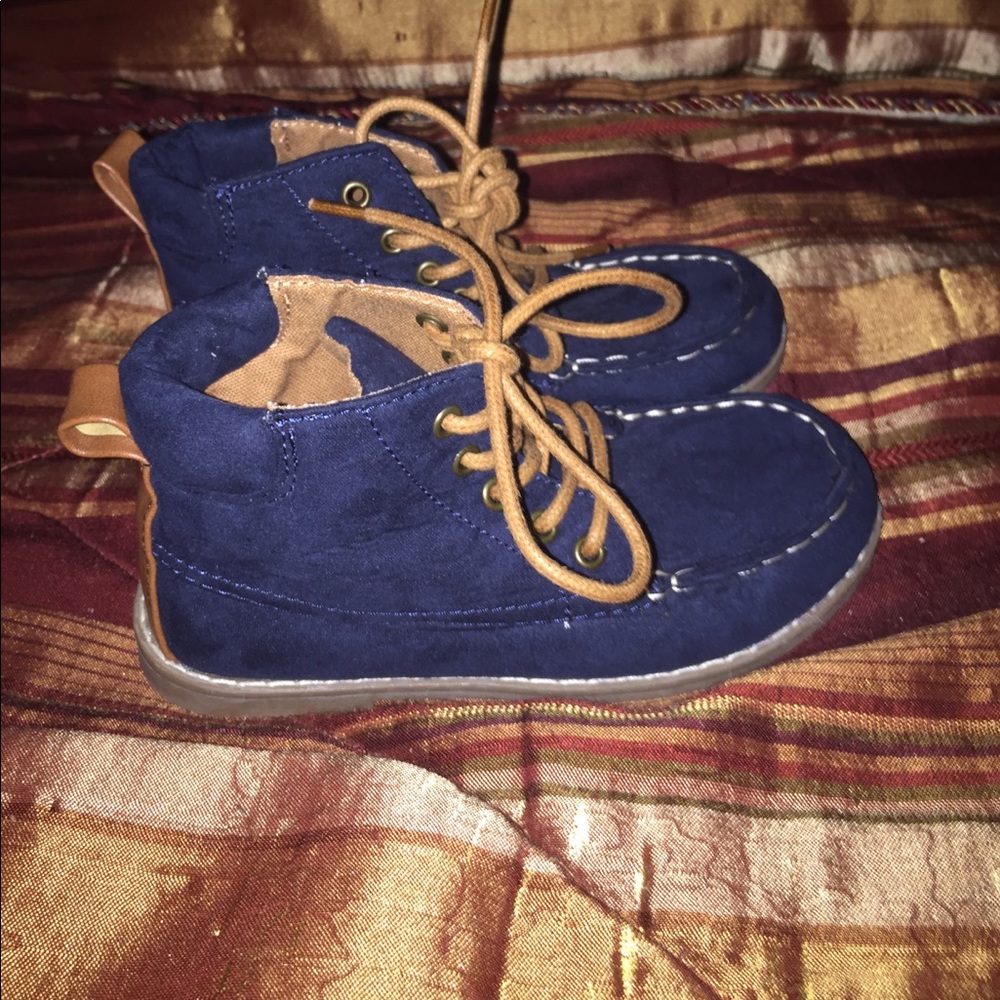Old Navy Toddler Boots.