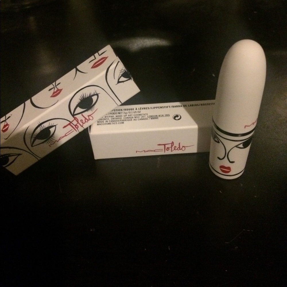 Mac limited edition Brand new in box lipstick