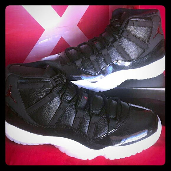 Nike Air Jordan Retro 11