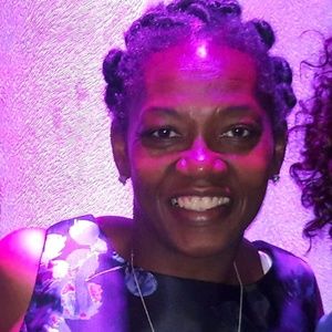 Meet your Posher, Carla