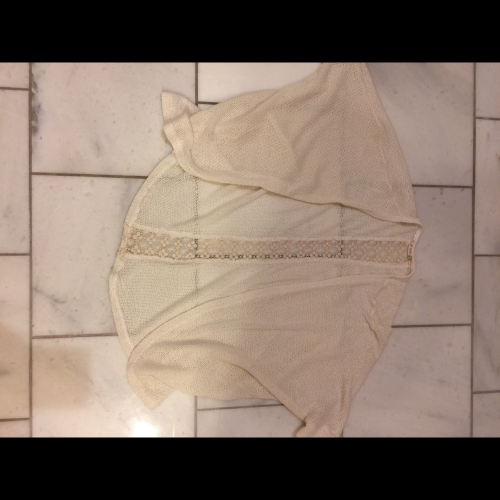 Cream shawl with lace strip on back!