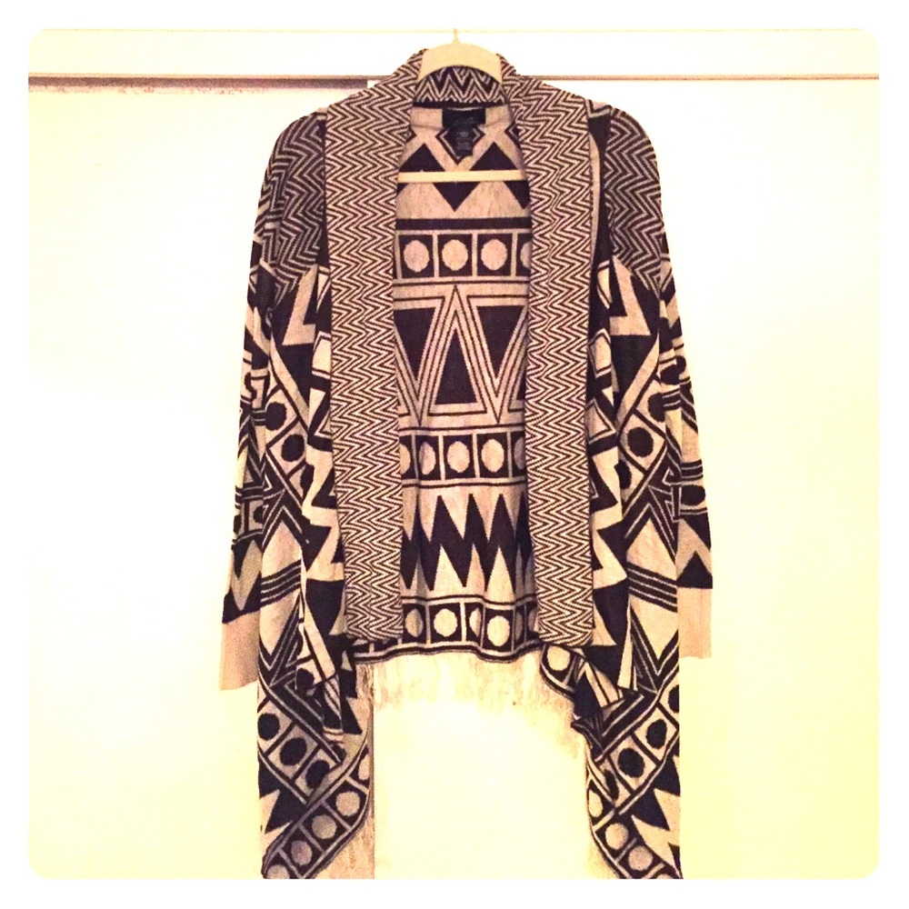 Sweater with fringe