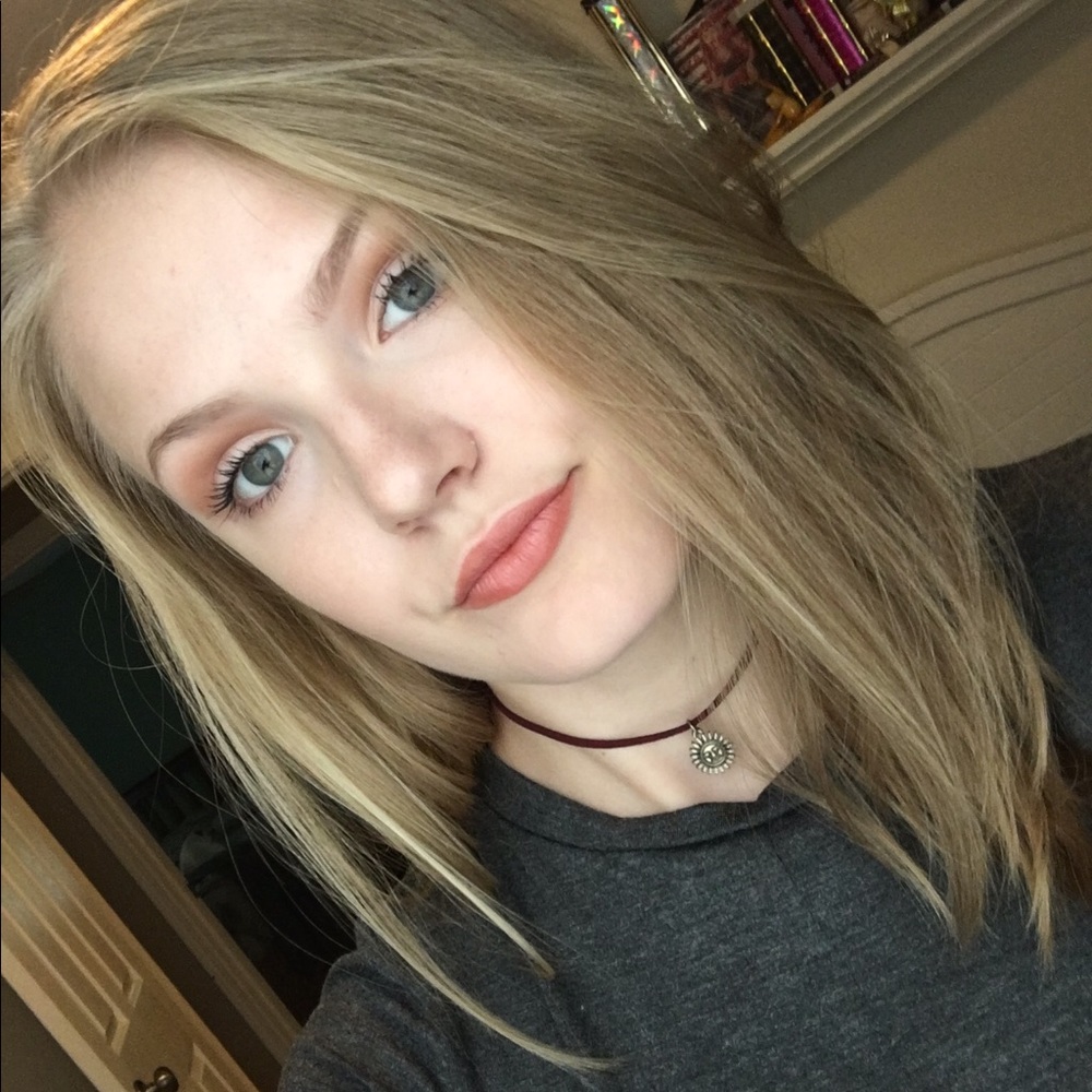 Meet your Posher, Kinley