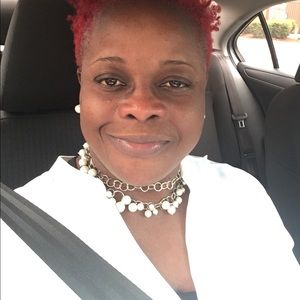 Meet your Posher, Joy