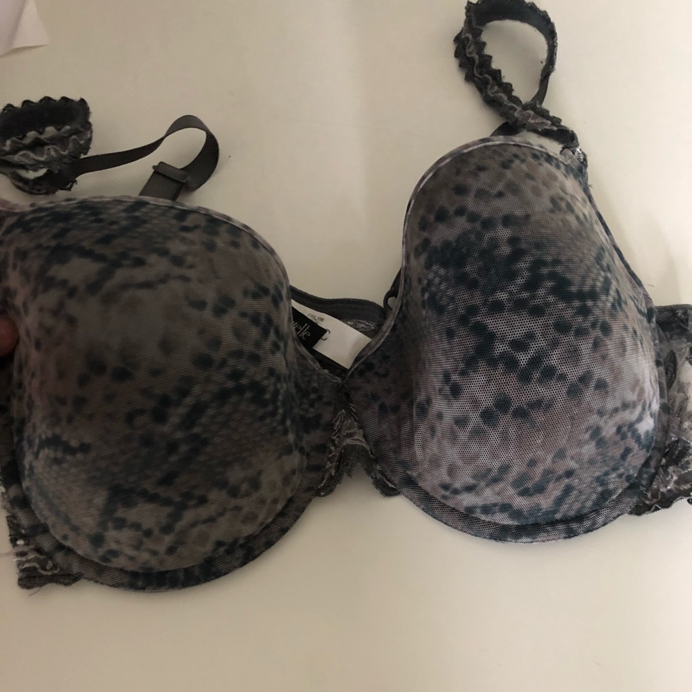 Black patterned bra