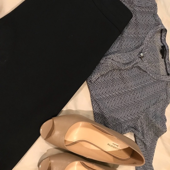 Limited blue blouse - Picture 2 of 3