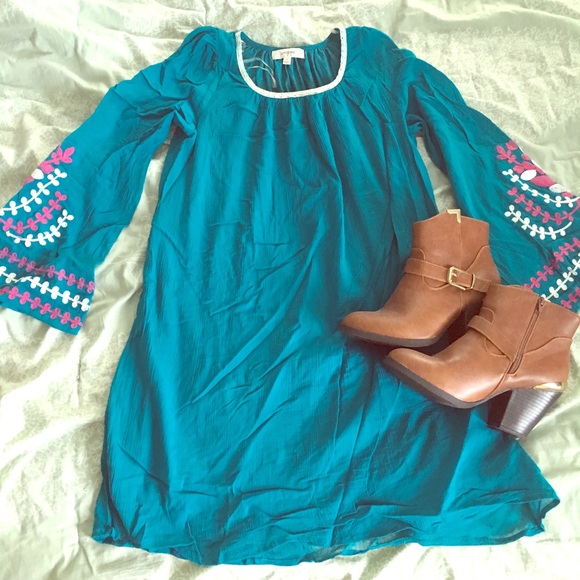Umgee Dresses & Skirts - Beautiful teal boho dress