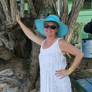 Meet your Posher, Ginny