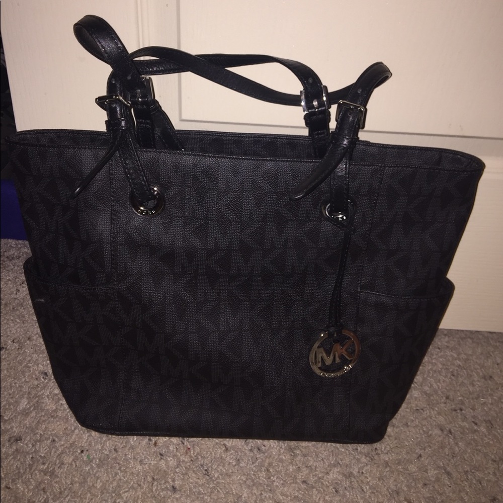 Michael Kors tote