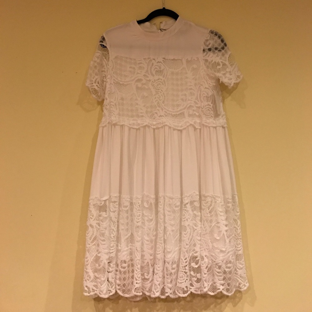 Kendall & Kylie Dress - Picture 3 of 4