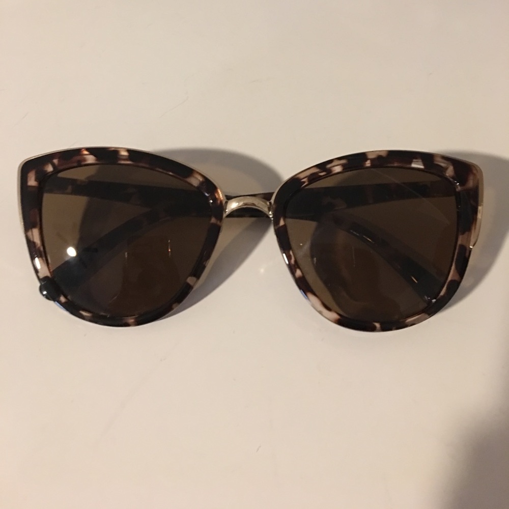 QUAY AUSTRALIA - My Girl Tortoise Sunglasses