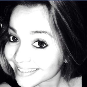 Meet your Posher, Digna