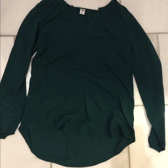 Dark Green Old Navy Blouse with small cut out - Picture 1 of 2