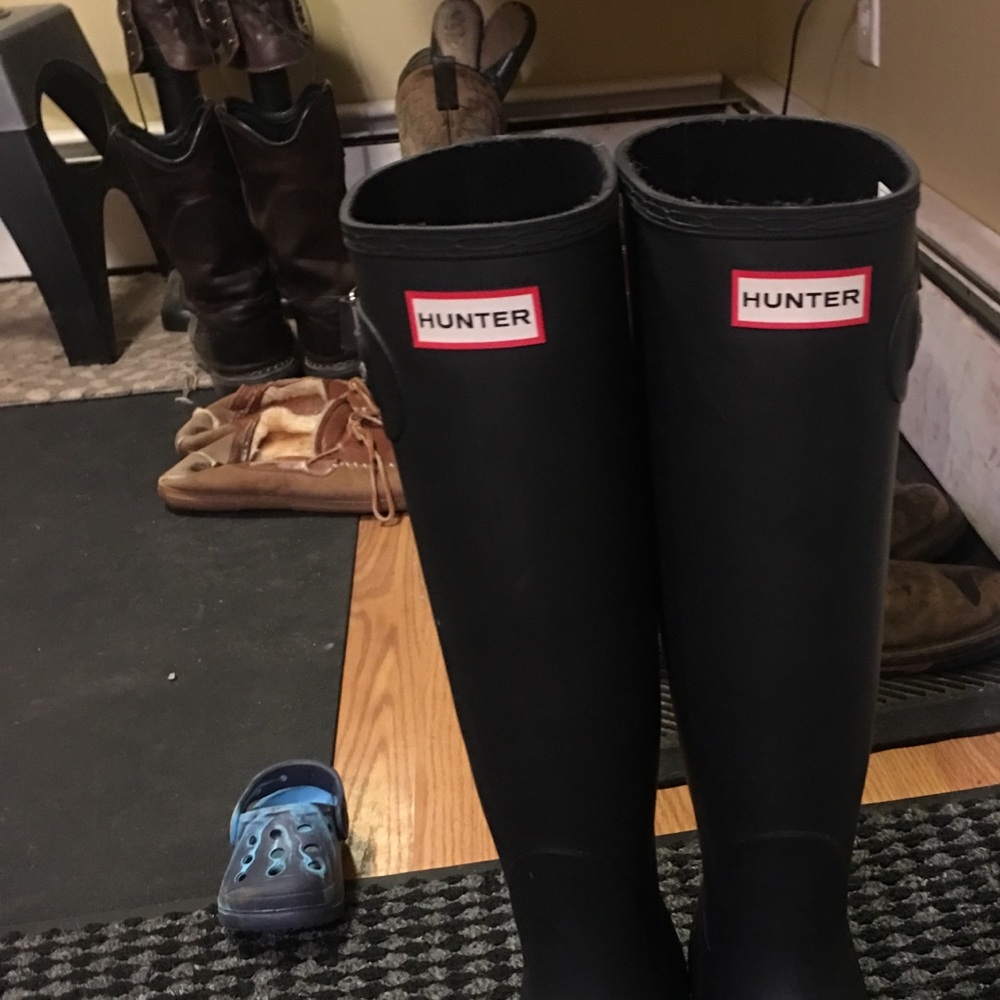 Hunter boots size  9