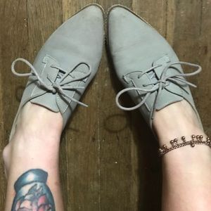 Grey Leather Silence + noise pointy Oxfords size 6