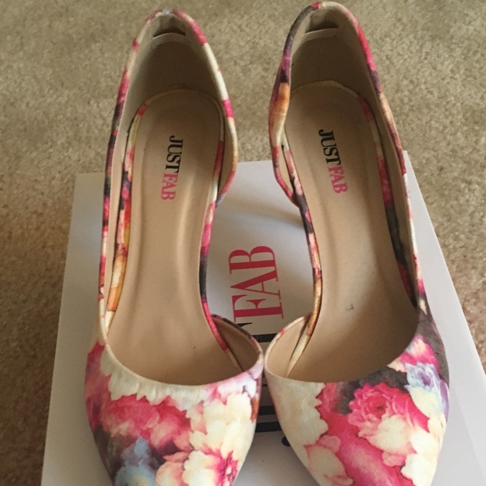 Cute flower heels