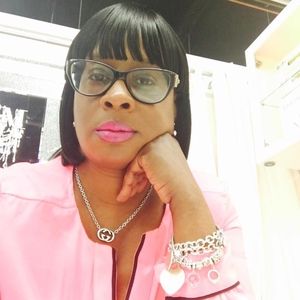 Meet your Posher, Eva