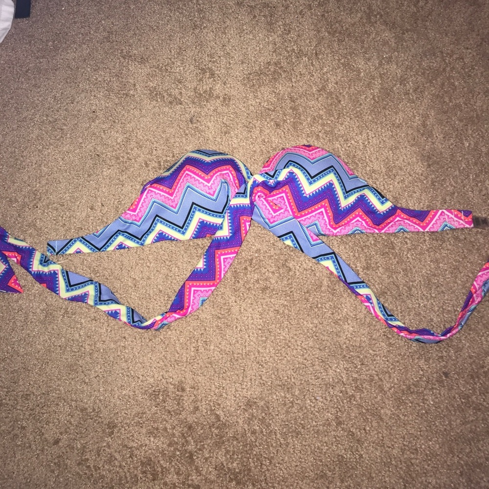 Pink neon bathingsuit top