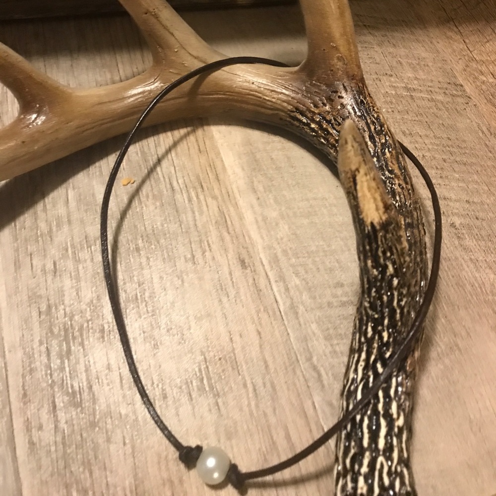 20" Genuine Leather and Pearl Necklace