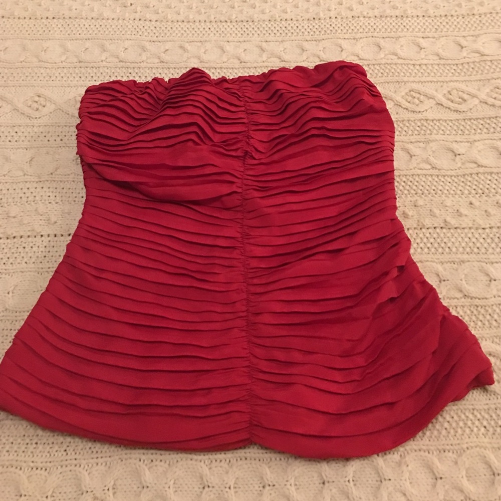 Red sleeveless Limited top