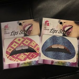 💋 2 pc. Trendy Lip Sticker Tattoo Transfers