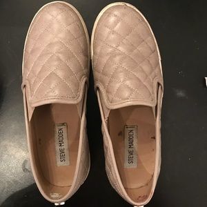Steve Madden slip ons