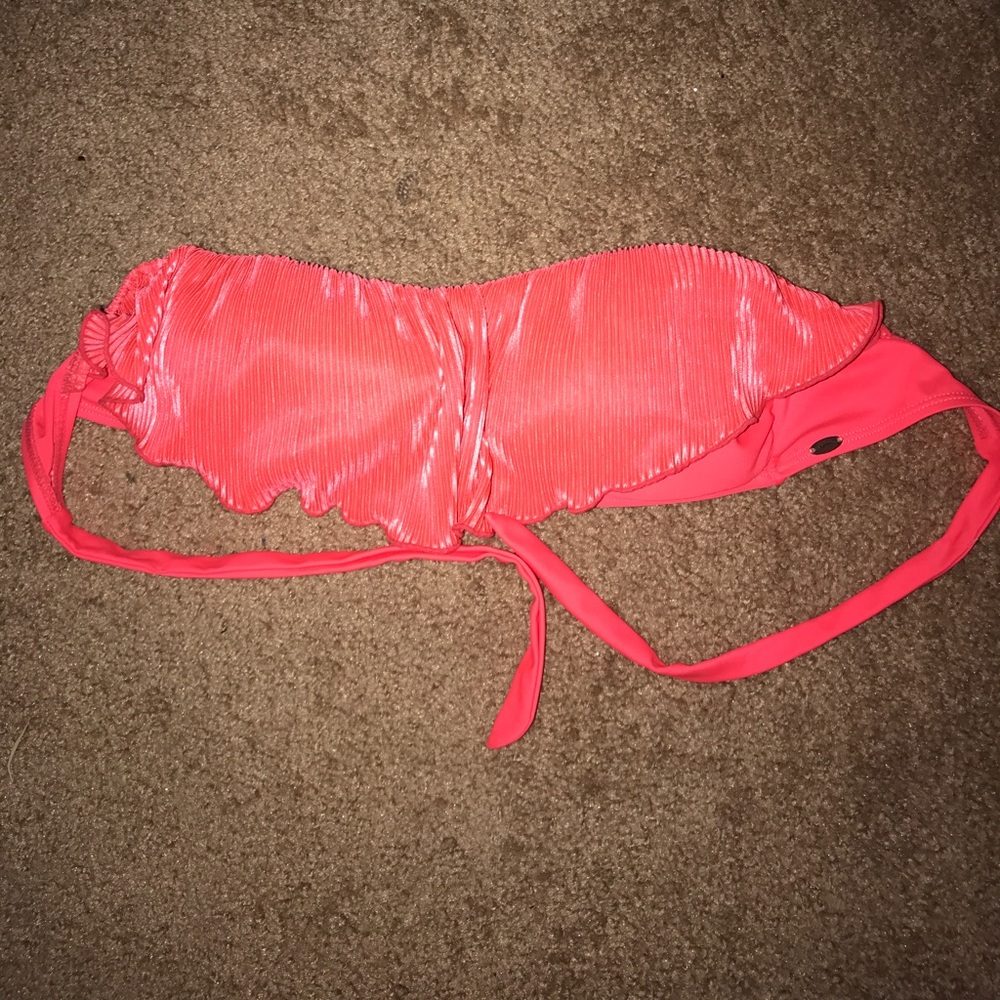 O’Neill bathingsuit top