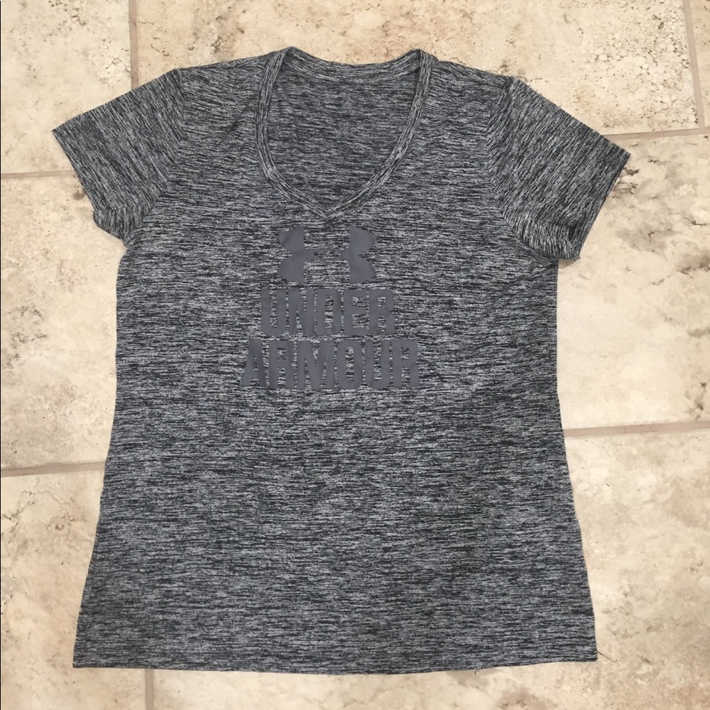 Under Armour: Active Top