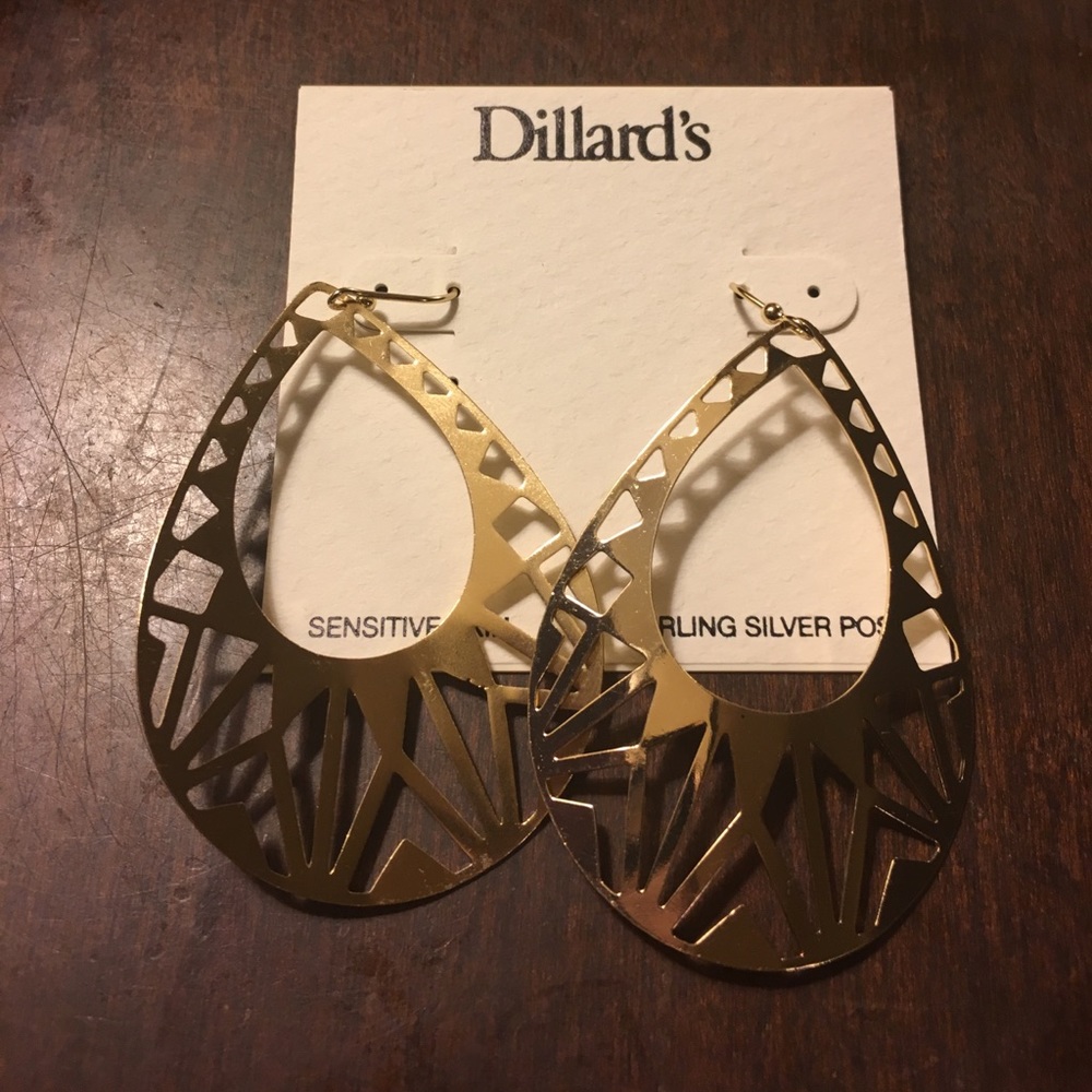 Large Gold Tone Earrings! New with tags!