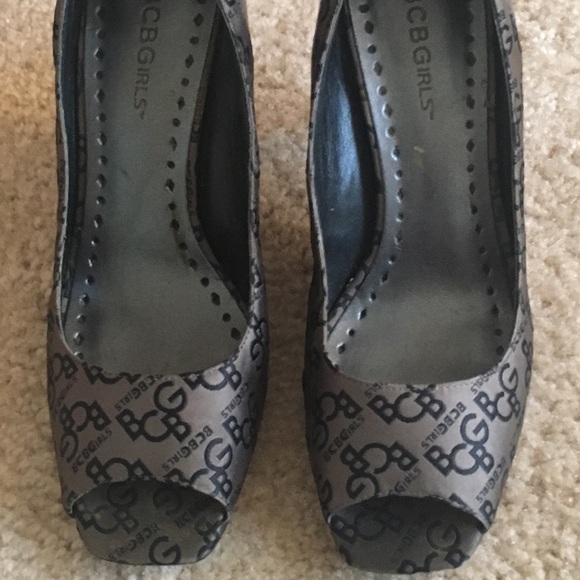Bcbg peep toe heels - Picture 2 of 2