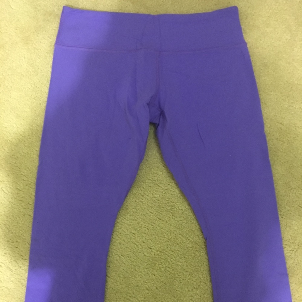 Purple lululemon leggings