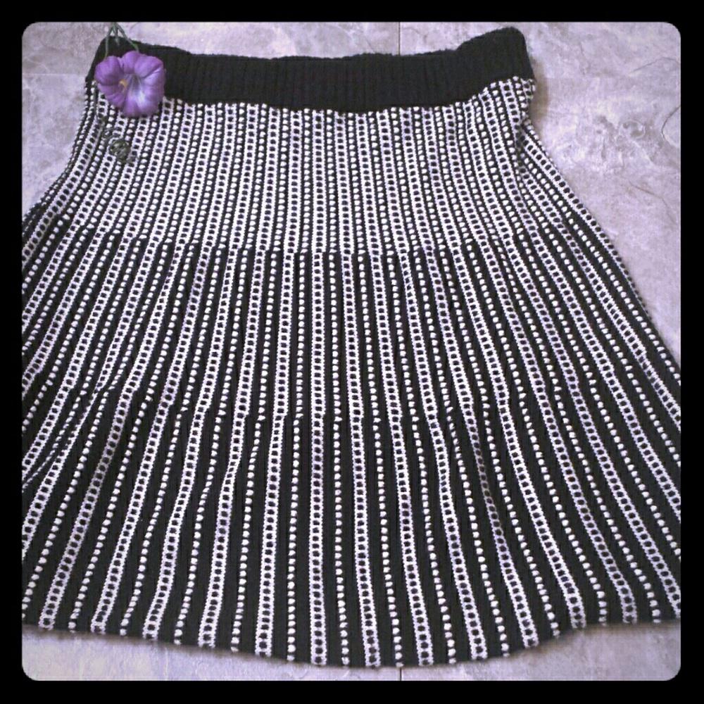 B & W Candies skirt
