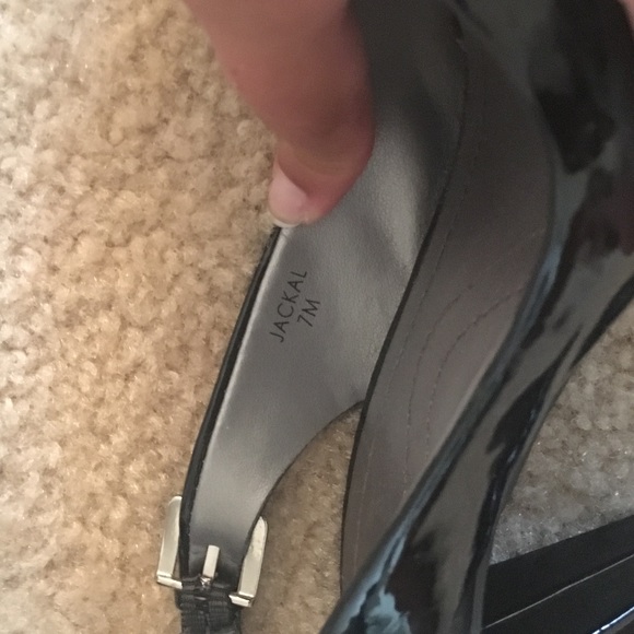 Taharhi Jackal Slingbacks - Picture 3 of 3