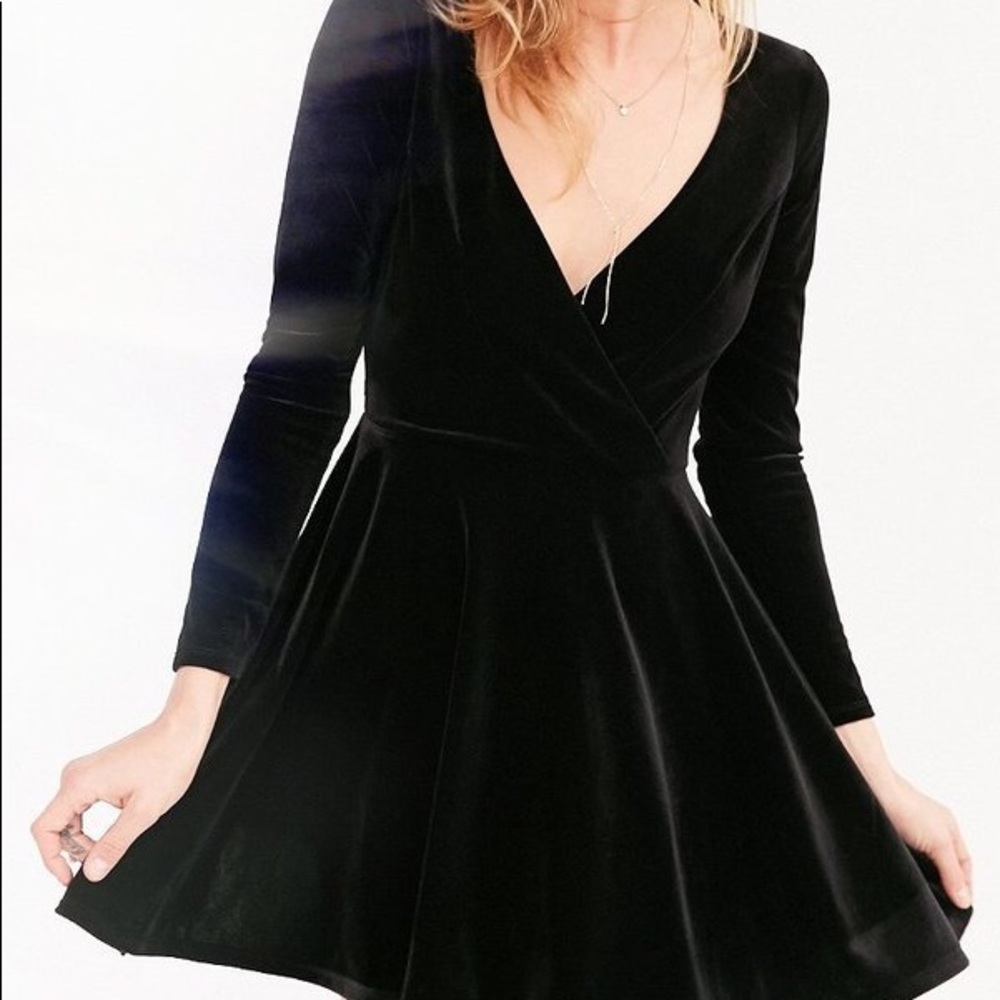 Kimichi Blue Iris Velvet Dress