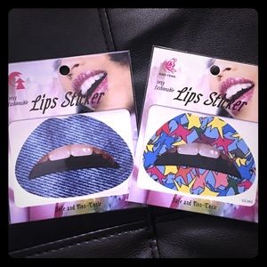 💋 2 pc. Trendy Lip Sticker Tattoo Transfers