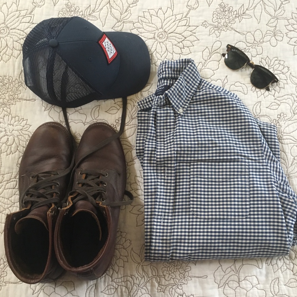 Daniel Cremieux Blue Checkered Button Down - M