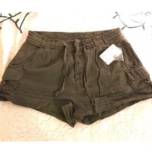 Free People Size 8 Green Shorts