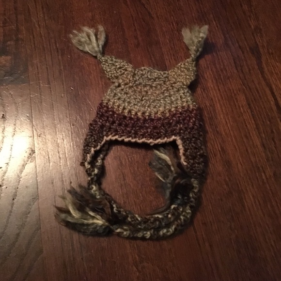 Newborn knitted Beanie - Picture 3 of 3