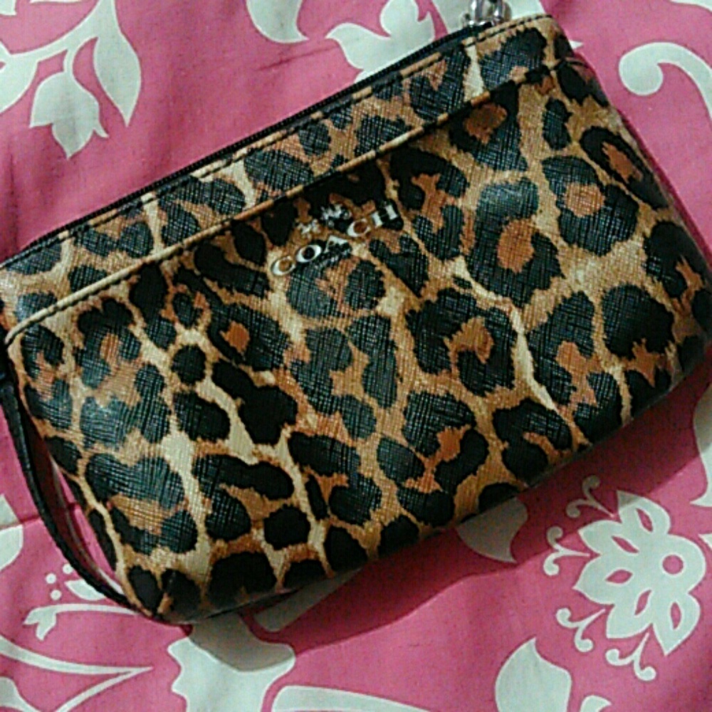 Coach wallet authentic