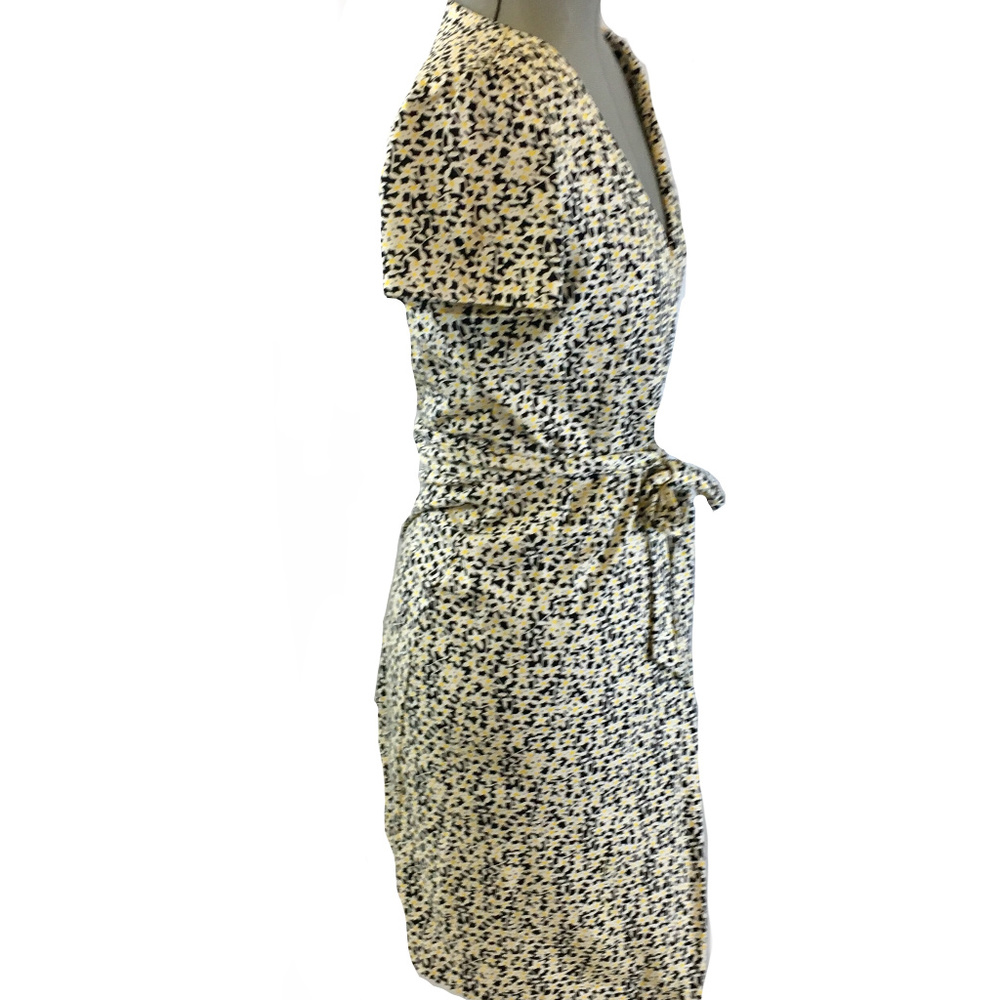 DVF Julian short sleeve floral wrap dress 4 - Picture 5 of 8